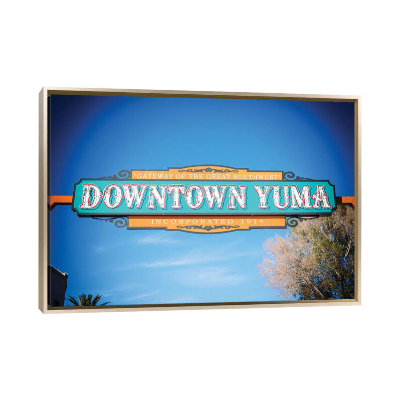 «Downtown Yuma Marquee», reproduction d'art sur toile tendue, H 26 po x l 40 po, Reproduction encadrée sans passe-partout