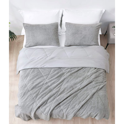 Zane Sherpa Reversible Microfiber Comforter Set