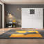 Grand lit escamotable peu encombrant, bois blanc avec rangement et design moderne