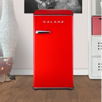 INSIGNIA 3.1 cu ft retro mini fridge red – Master Outlet Inc