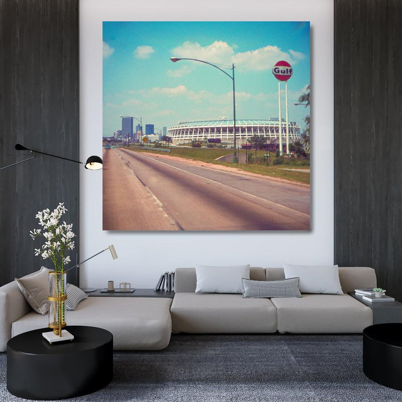 Atlanta–Fulton County Stadium, 36" H x 36" W