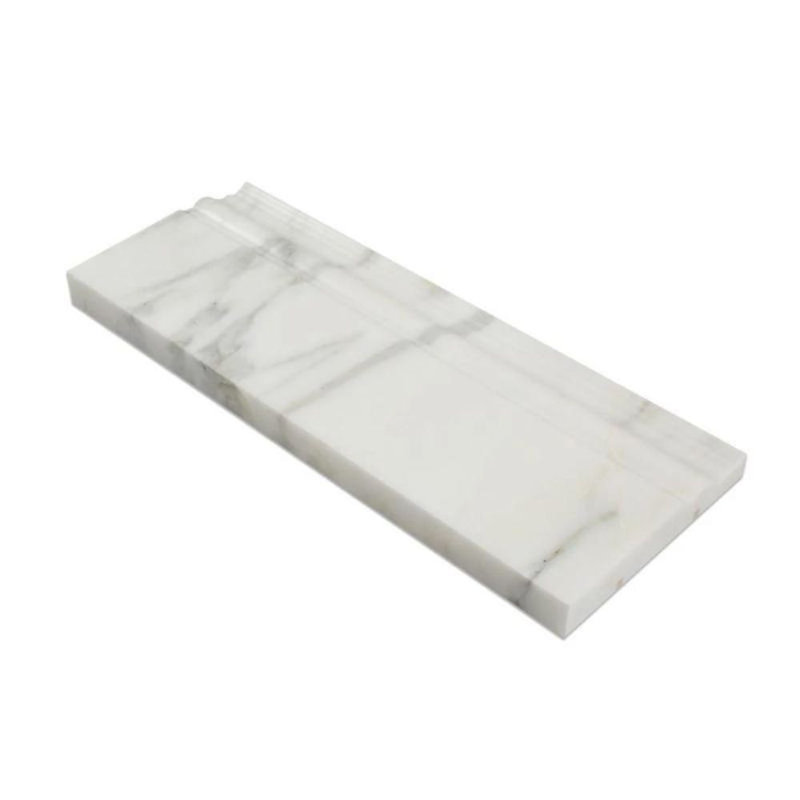 Carreau de marbre bulled nez 12 po x 5 po, Or Calacatta adouci