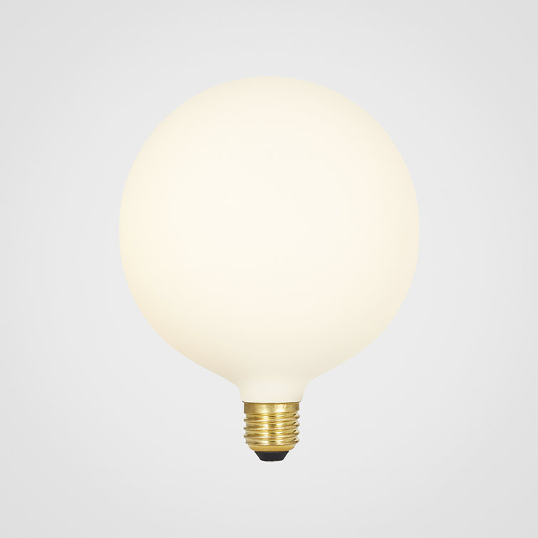 Sphere IV E26 LED Bulb