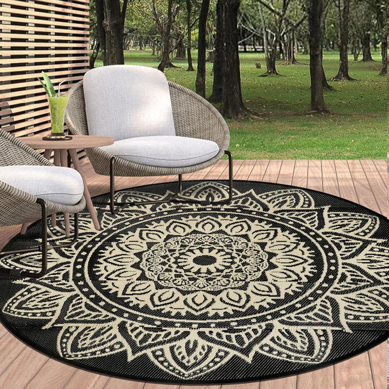 Round Outdoor Patio Rugs 8Ft Reversible Plastic Straw Rug with Carry Bag Lightweight Waterproof Camping Mat for Outdoor Porch Deck Backyard Black and Camel