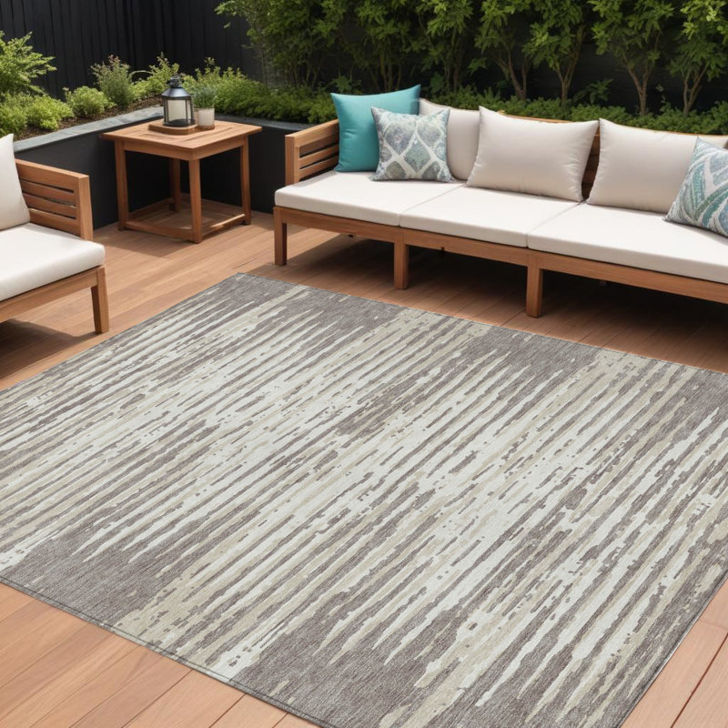 Tapis extérieur lavable rayé taupe et ivoire 8 pi x 10 pi