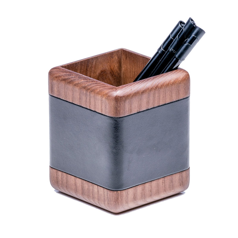 Tasse à crayon en cuir et noyer en noir Mejias