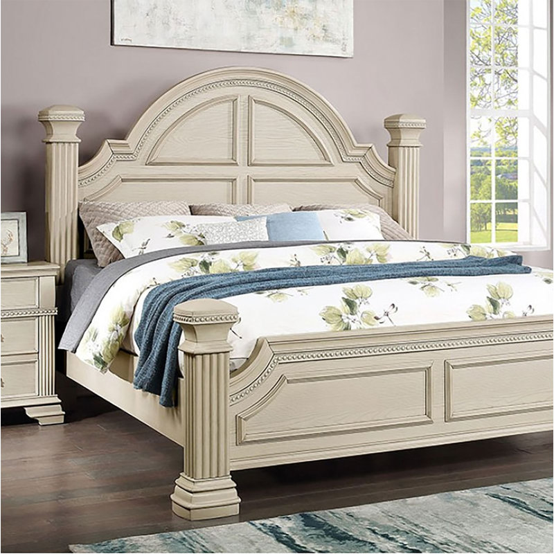 Gailyn Standard Bed, King, Antique White
