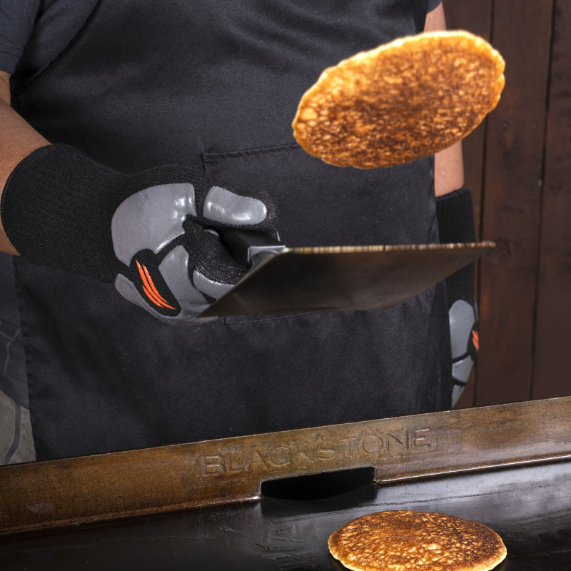 Blackstone Griddle Essentials  Griddle Gloves