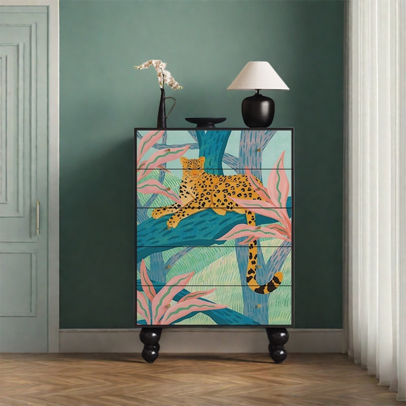 Élégante armoire de rangement en noyer avec 5 tiroirs