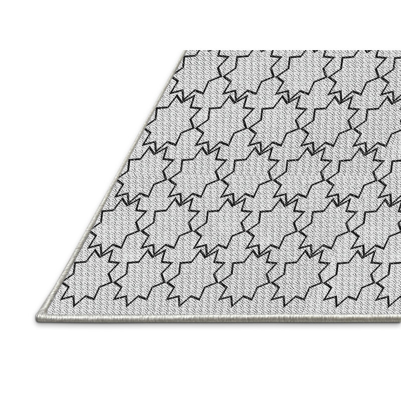 Poitra Geometric Indoor Rug, Rectangle 4' x 6'