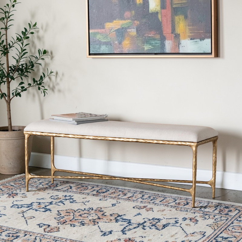 Banc rembourré avec structure en métal forgé à la main Eviana