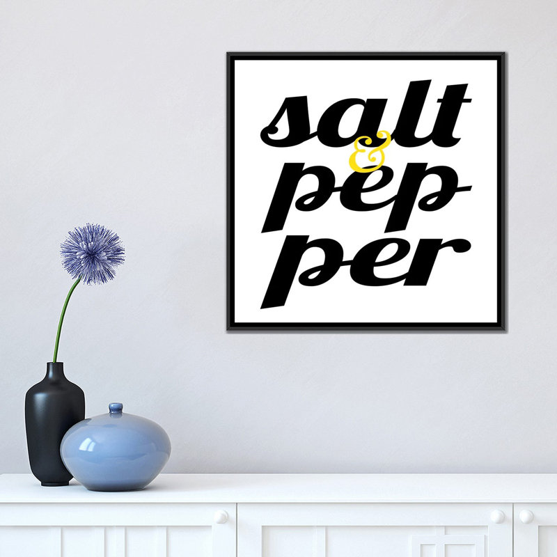 «Kitchen Salt and Pepper», art textuel sur toile, H 18 po x l 18 po x P 1,5 po, Toile avec cadre noir, Pas de tapis