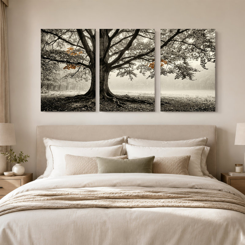 Arbre avec des racines exposées et des feuilles orange en brume, ensemble de 3 toiles, H 30 po x l 20 po x 3 pièces