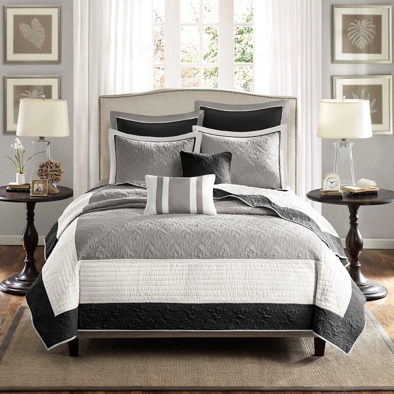 49ec33f51 Comforter