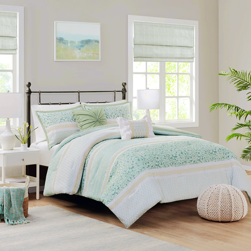 Polyester Comforter, King Comforter + 2 Pillowcases, Green Floral