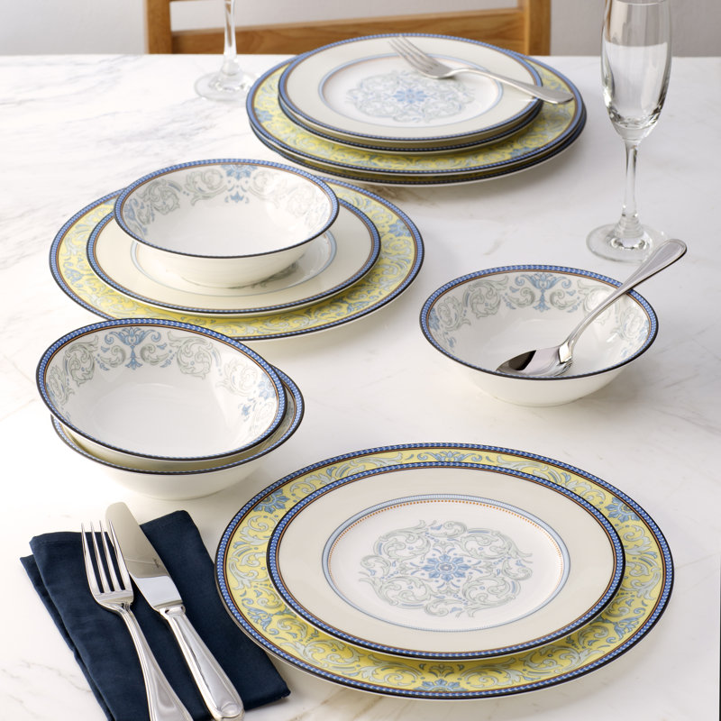 Ensemble de 4 assiettes plates Noritake Menorca Palace, 10 3/4 po