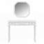 Bureau de maquillage rétro avec grand miroir
