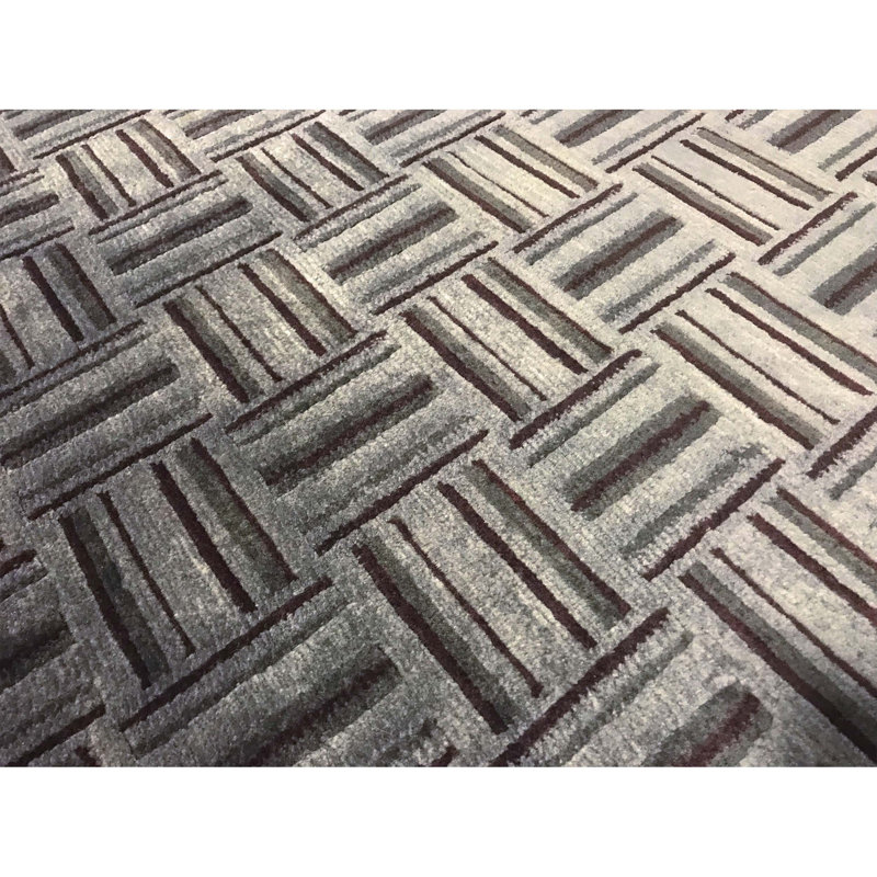 Hand-Knotted High-Quality Gray Area Rug