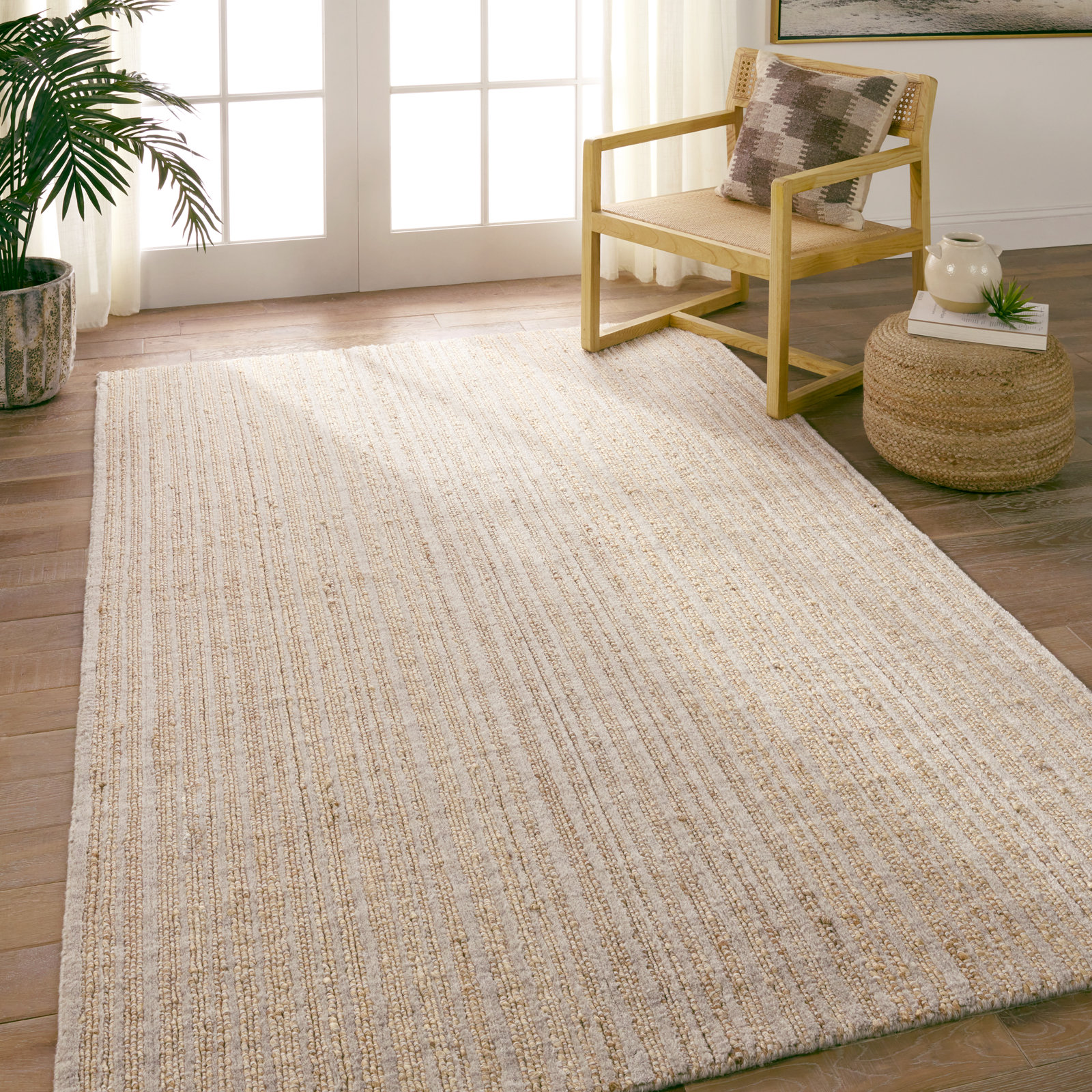 Genesta Handmade Tan/Gray Rug, Rectangle 5' x 8'