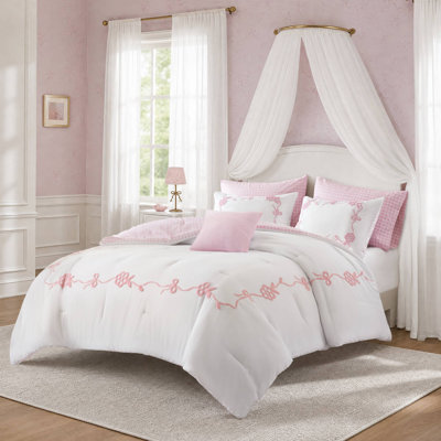 Soft and comfortable Comforter Set