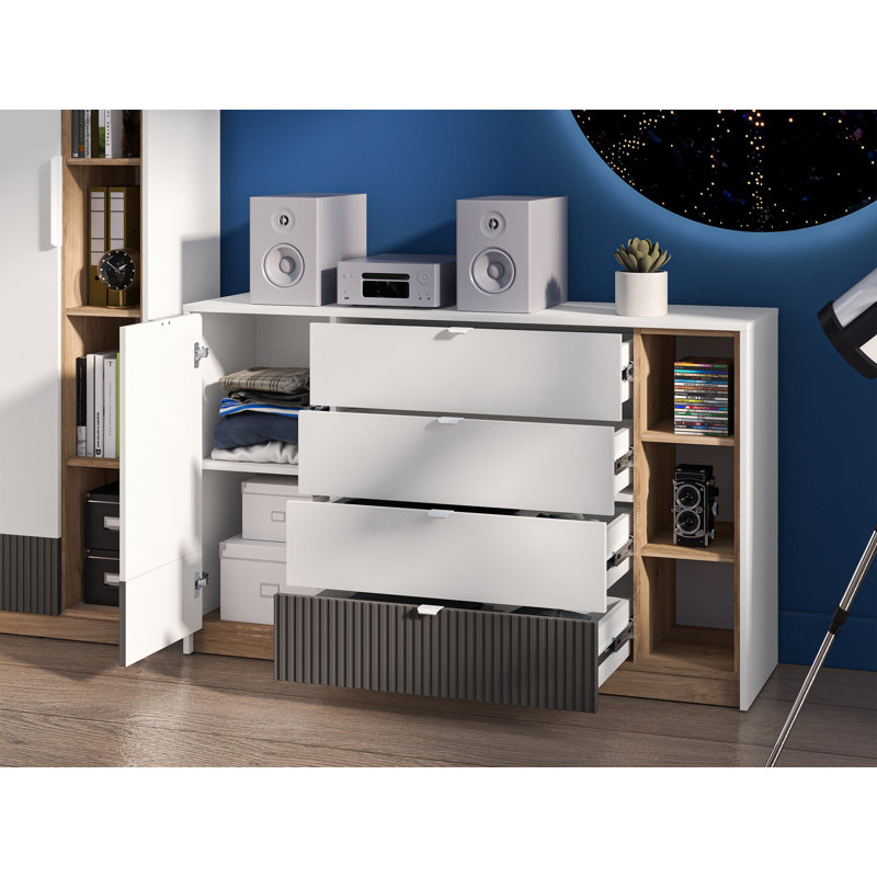 138 cm W Chest of Drawers