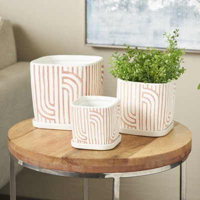 Cole And Grey 3 Piece Ceramic Planter With Overlapping Pink Arches And Attached Saucer Set