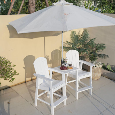 Fauteuil de jardin blanc élégant, structure en acier inoxydable, plateau central pour petits objets, confortable et robuste, fabriqué en acier 304, pratique et idéal pour une utilisation prolongée.