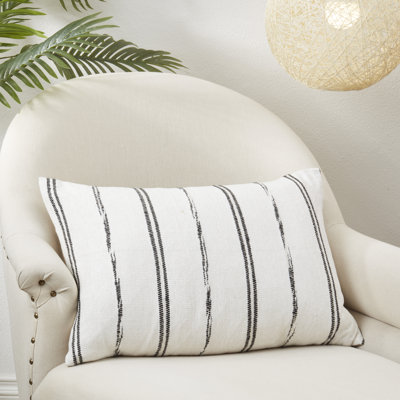 Housse de coussin en coton à rayures Khione Collection
