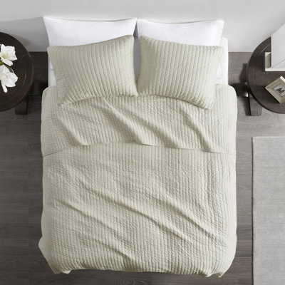 48f-f3cf-122fe Comforter