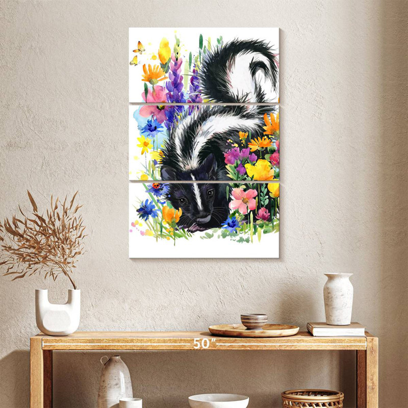 Brampt Floral Skunk, 38" H x 24" W