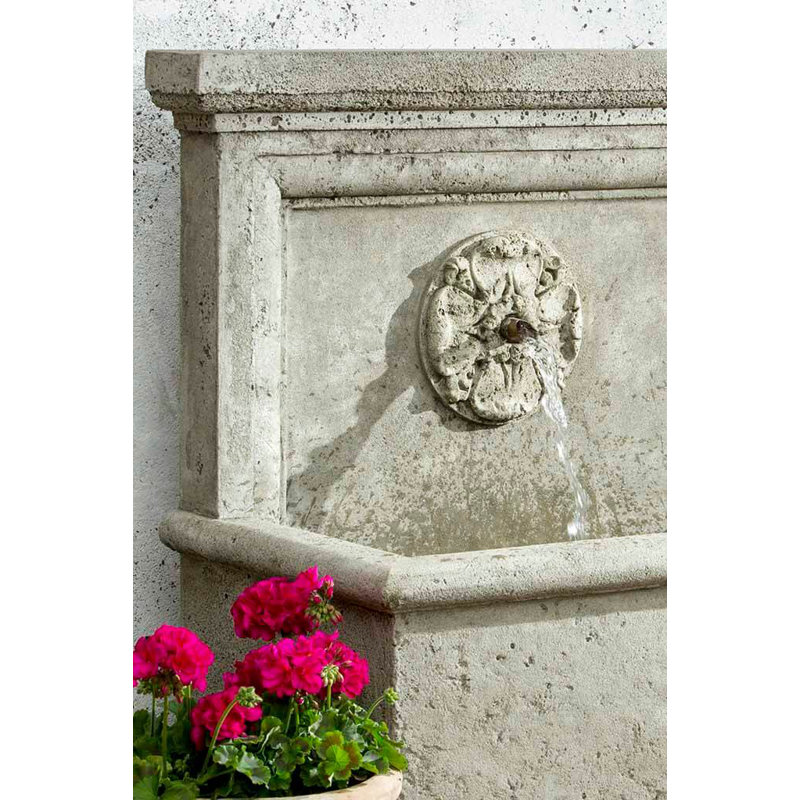 St. Aubin Fountain, Verde