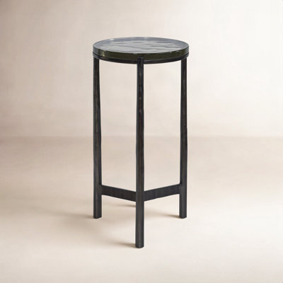 Kyas Accent Table