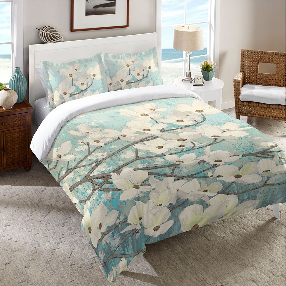 Latitude Run® Pelaez Dogwood Blossoms Comforter - Wayfair