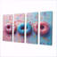 Ensemble de décorations murales délicieuses roses et bleues «Sparkle Donuts I»-265720730