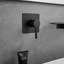 Robinet de lavabo de salle de bain mural à poignée simple - noir mat