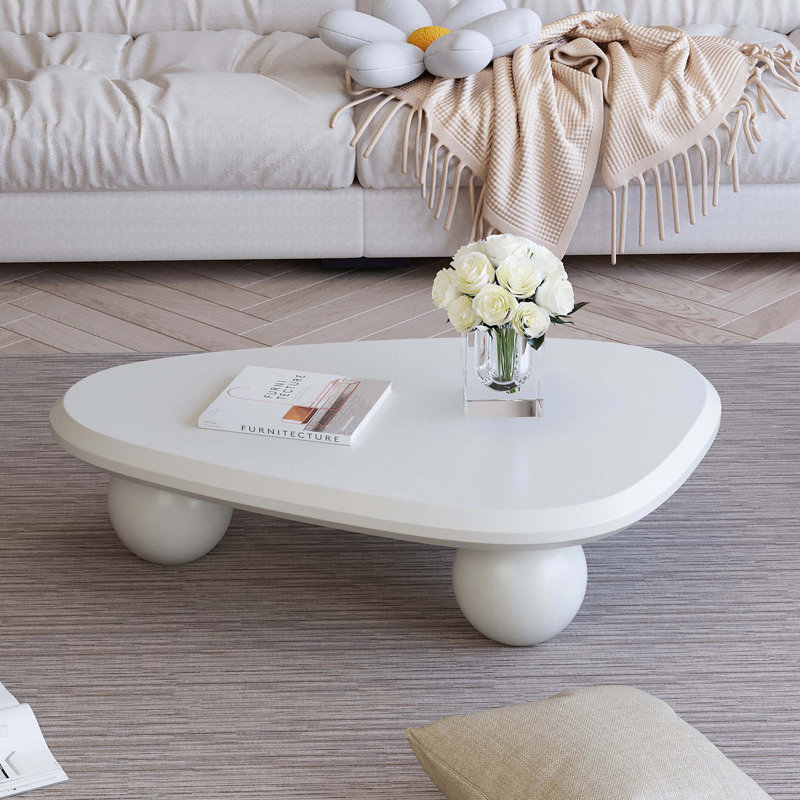 Table basse Cloud avec 3 pieds sphériques