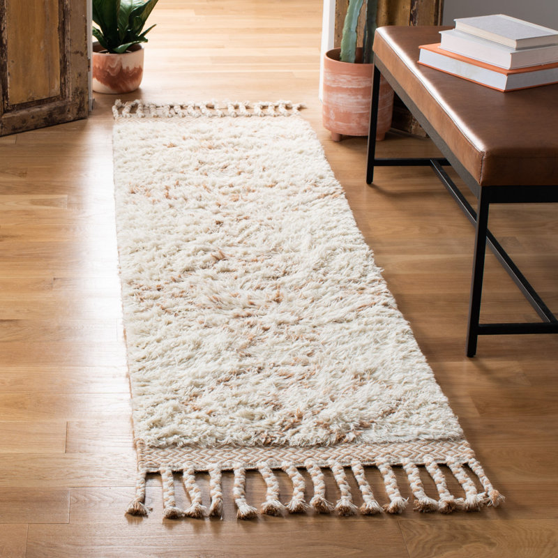 Tapis beige en laine tissé à plat à la main Powell, Tapis de couloir 2 pi 3 po x 8 pi