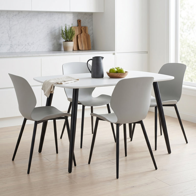 Surgoinsville Dining Set, Grey
