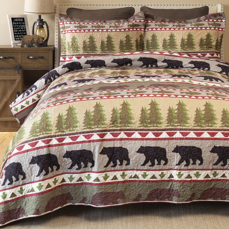 Rustic Queen Microfiber Quilt Set with Bear and Pine Tree Pattern