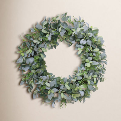 28" Pine No Holiday Wreath