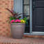 Boîte à fleurs 18 po Wright, finition Brownstone, paquet de 2