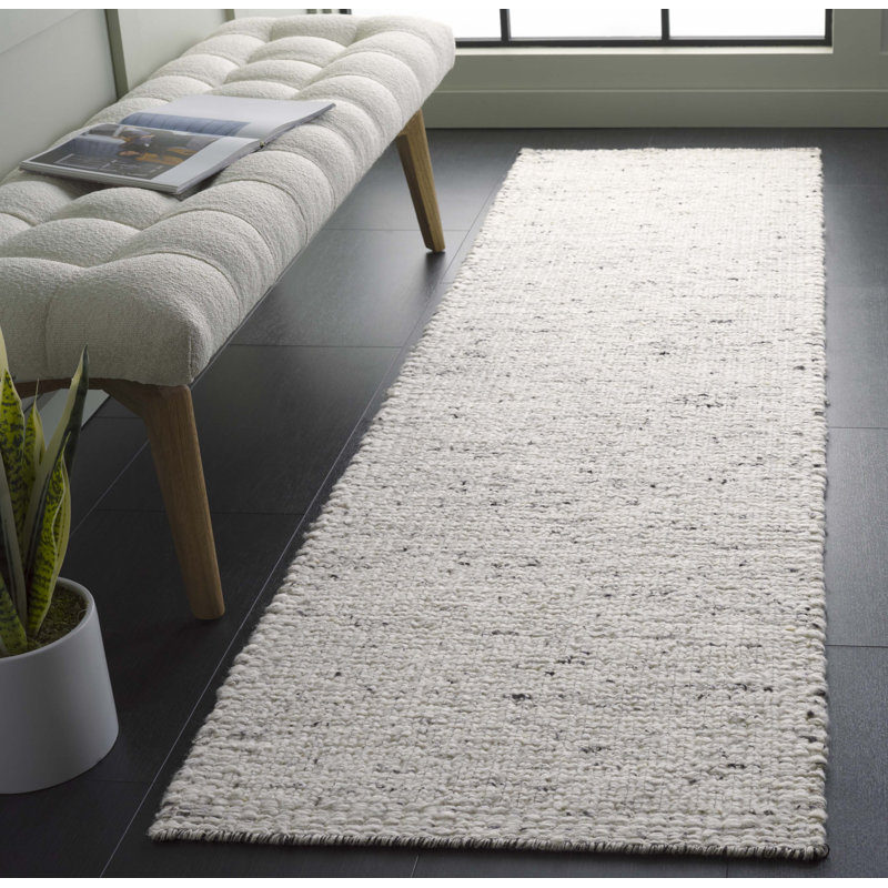 Tapis en laine tissé à la main à plat Sopheak en gris clair / noir, Tapis de couloir 2 pi 3 po x 8 pi