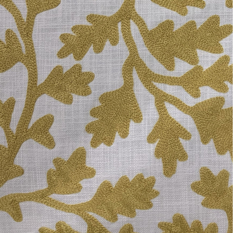 Coussin floral vigne, 26 po x 26 po