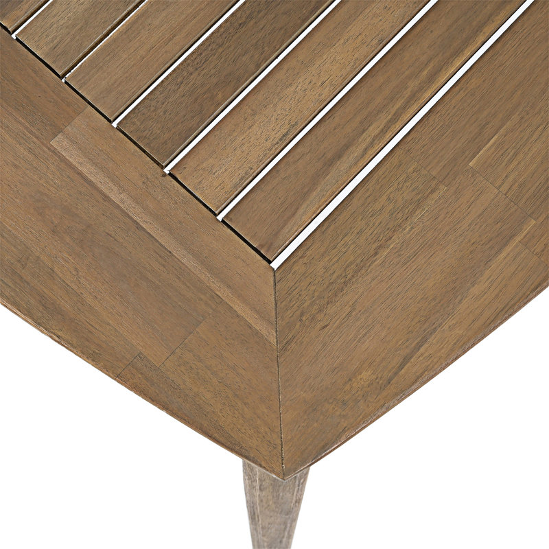 Table de salle à manger en bois