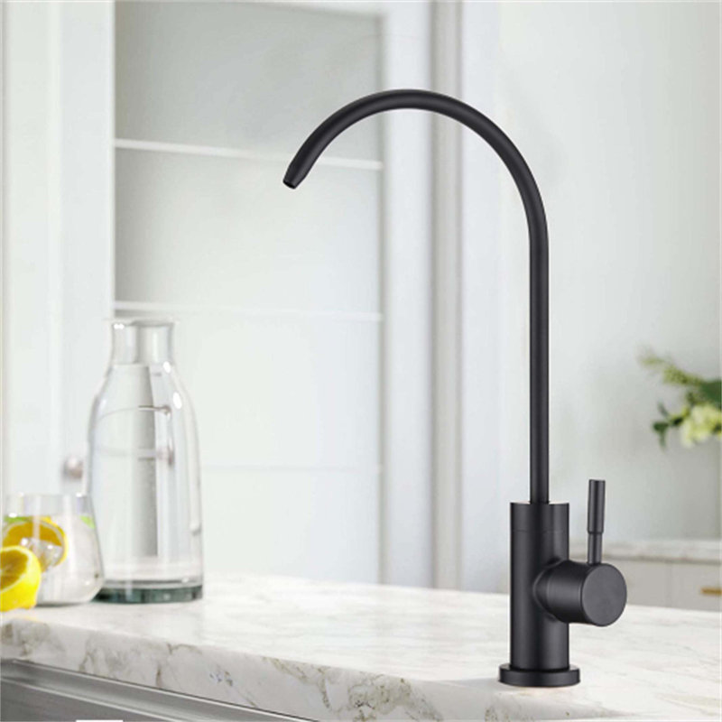 Red Cloud Kitchen Faucet, Matte Black