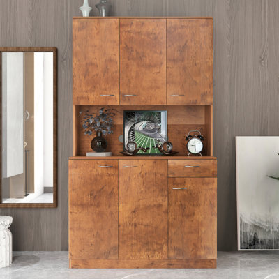 Garde-robe pour chambre à coucher. 6 portes, 1 tablette ouverte, 1 tablette fabriquée en noir, 6 portes, 1 tiroir ouvert. Un ajout attrayant