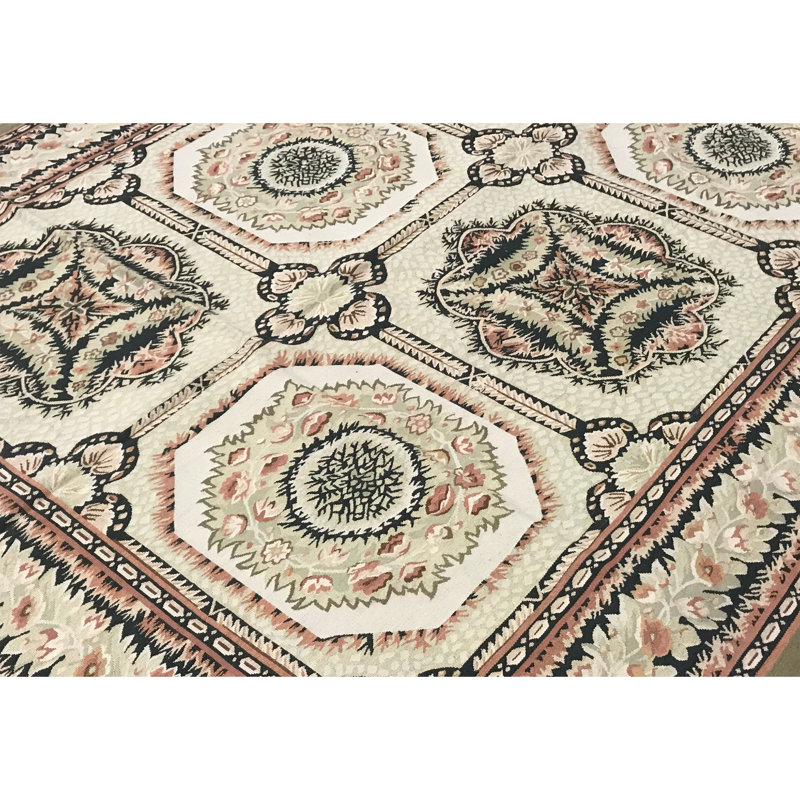 Aubusson Renaissance Wool Oriental Area Rug