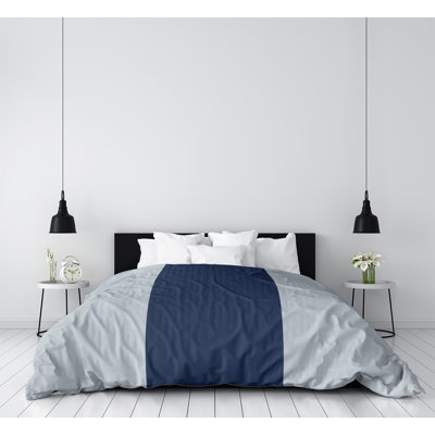 Modern & Contemporary Percale Striped Comforter