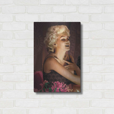 «Marilyn's Touch» par Chris Consani, art mural en métal