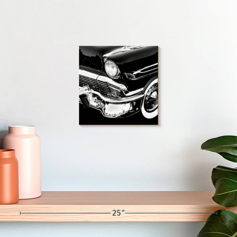 Voiture noire Mehar, H 10 po x l 10 po